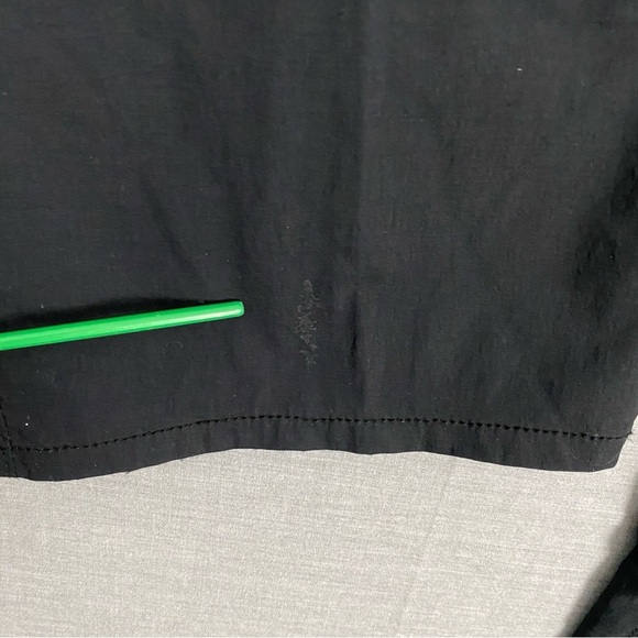 Wind River Black Outdoor Cargo Pants with Straight-Leg Fit - Picture 10 of 13